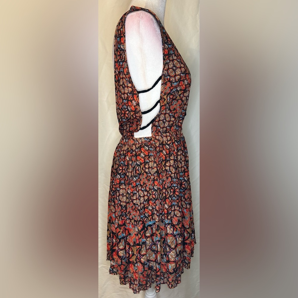 Free People Vibrant Print dress with open linear lining summer flowy mini dress - Picture 2 of 5